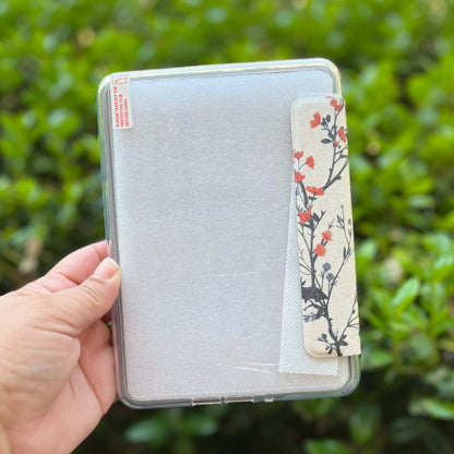 7" Bats in the Night Kindle case for Colorsoft and Paperwhite 12th Gen. magnetic case with clear back, removable back with handle