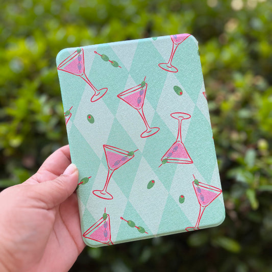 7" Martini and Olive Kindle case for Colorsoft and Paperwhite 12th Gen. magnetic case with clear back, removable back with handle