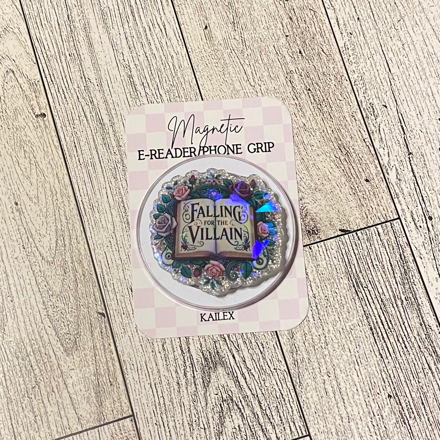 Falling for the Villain Magnetic Grip - Holographic