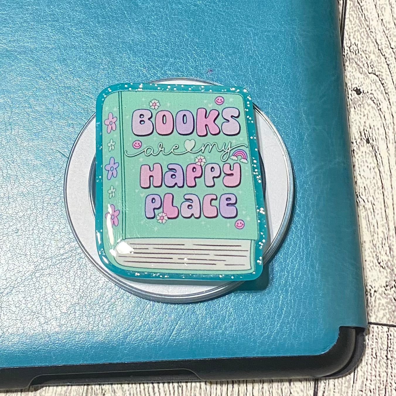Books are my Happy Place green book Magnetic Grip