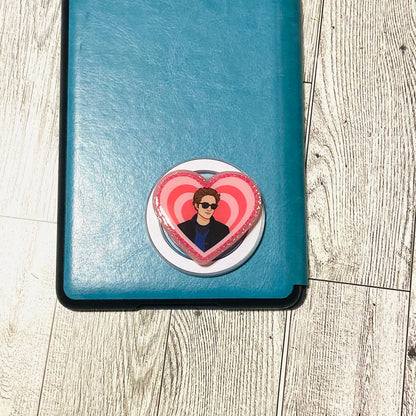 Edward with Pink Pounding Heart E-Reader, Phone Grip for all Devices Magnetic Grip