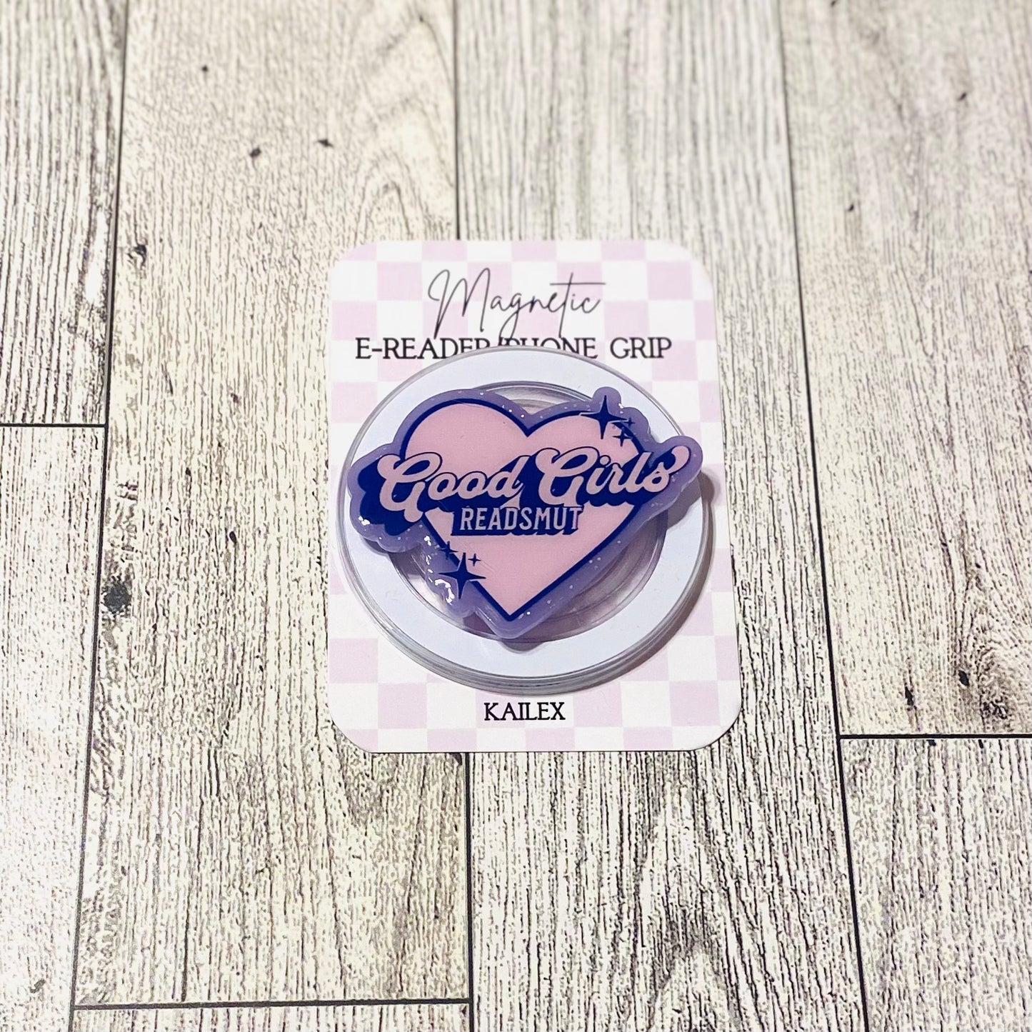 Good Girls Read SMUT, pink and purple heart Magnetic Grip