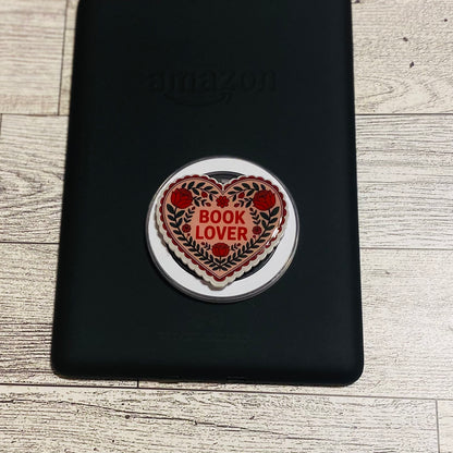Heart-shaped 'Book Lover' grip 