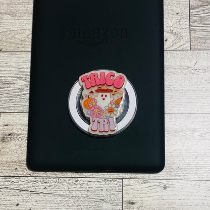 Magnetic e-reader phone grip with cartoon design 