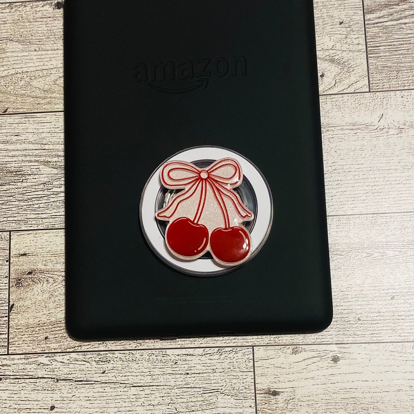 Magnetic e-reader phone grip with cherry design 